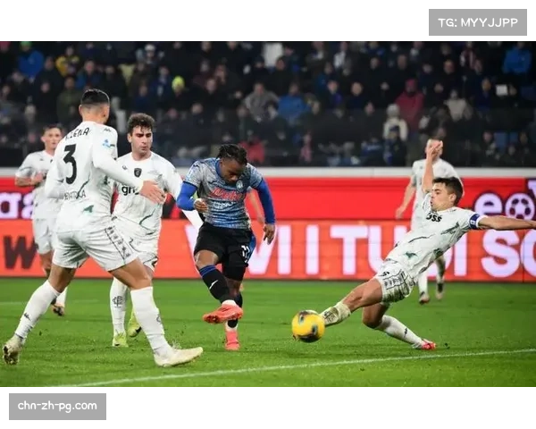 帕尔马客场进攻乏力 罗马防守稳固轻松应对 帕尔马客场进攻乏力 罗马防守稳固轻松应对